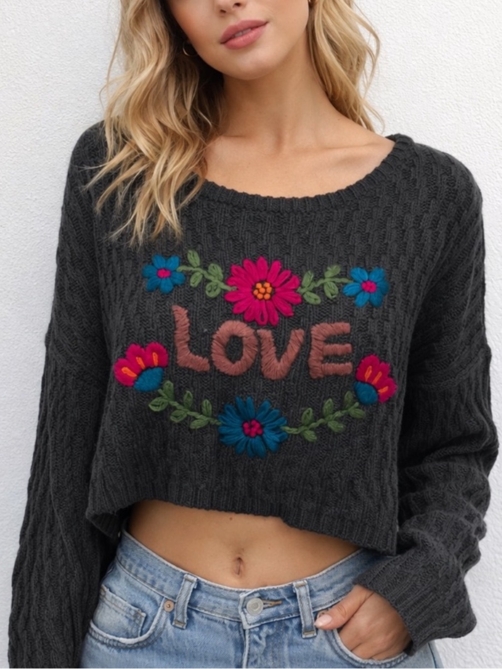 Natural Life Love Embroidered Cropped Sweater Women’s Size Large Gray Knit